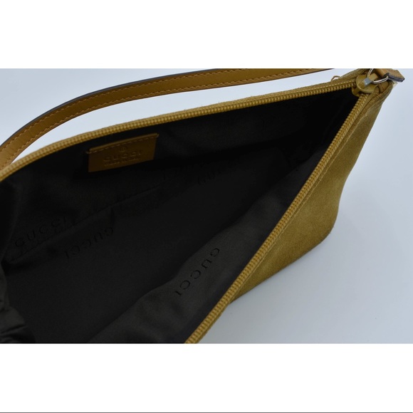 SALEπ Gucci Y2K Suede Baguette Mini Bag - Picture 3 of 10